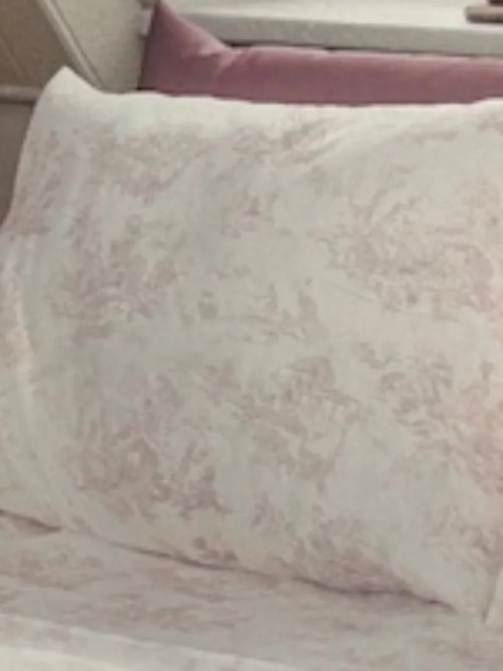 Cabbages & Roses London King Pillowcase Pair